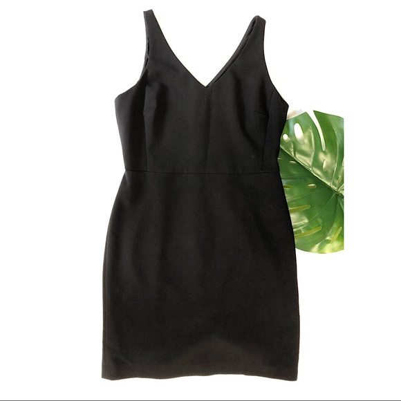 LOFT Dresses & Skirts - Loft Black, V Neck Career Dress Size 6